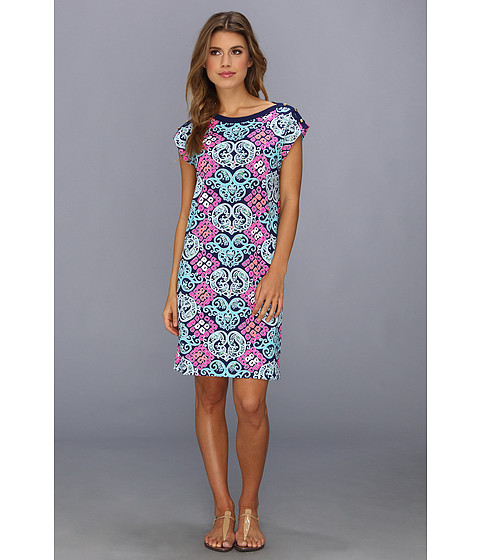 A book-matched floral pattern on a Lilly Pulitzer dress